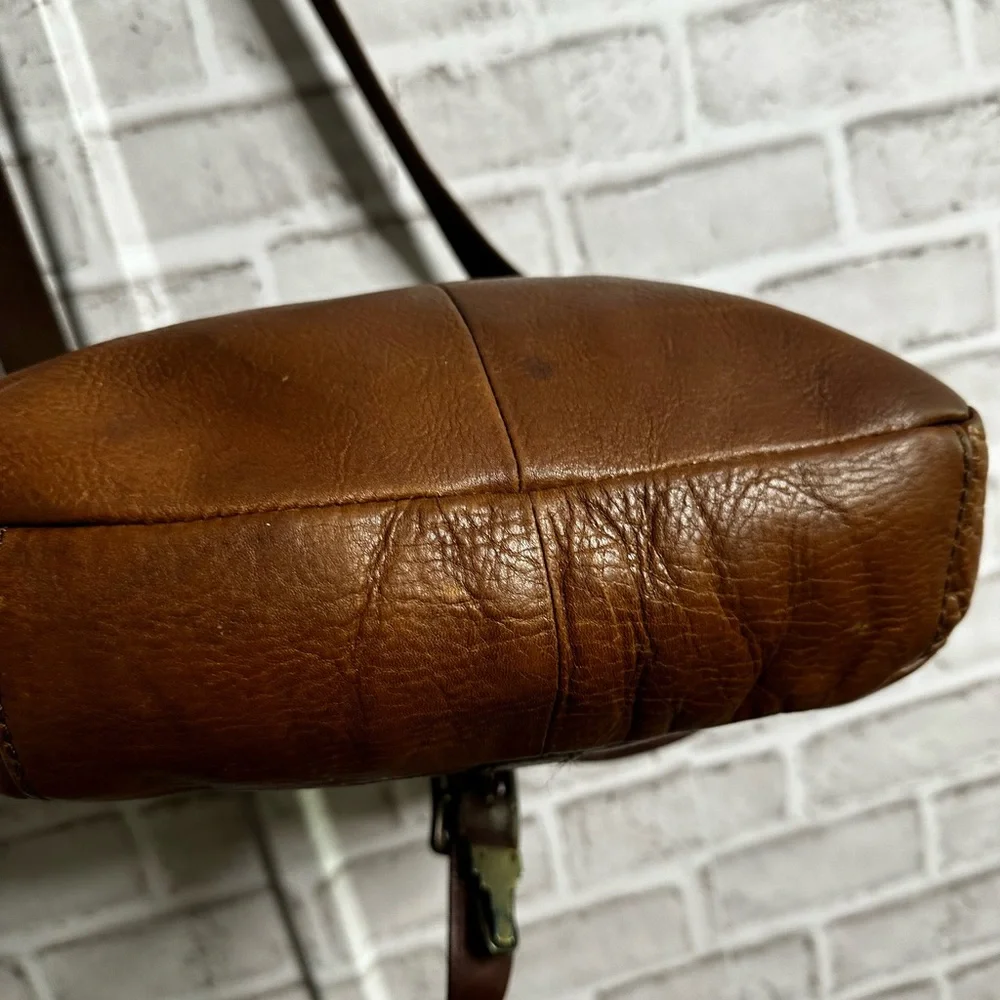 FOSSIL CROSSBODY PURSE - Picture 5 of 10